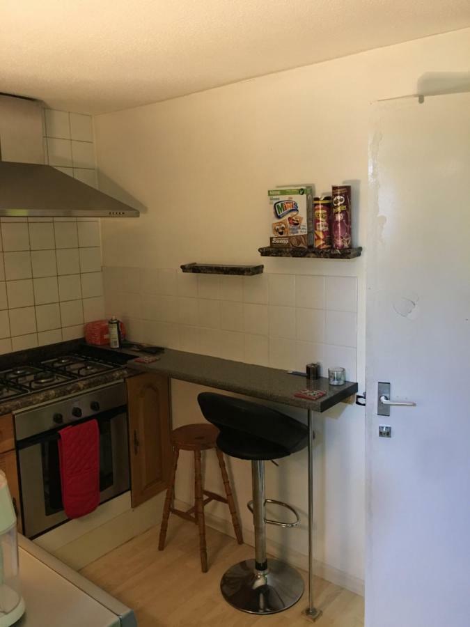 Appartement Travelling Stop à Swindon Extérieur photo